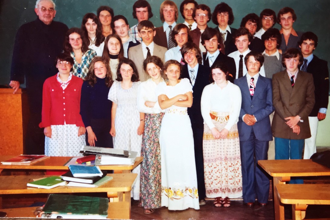 1975_761c.jpg